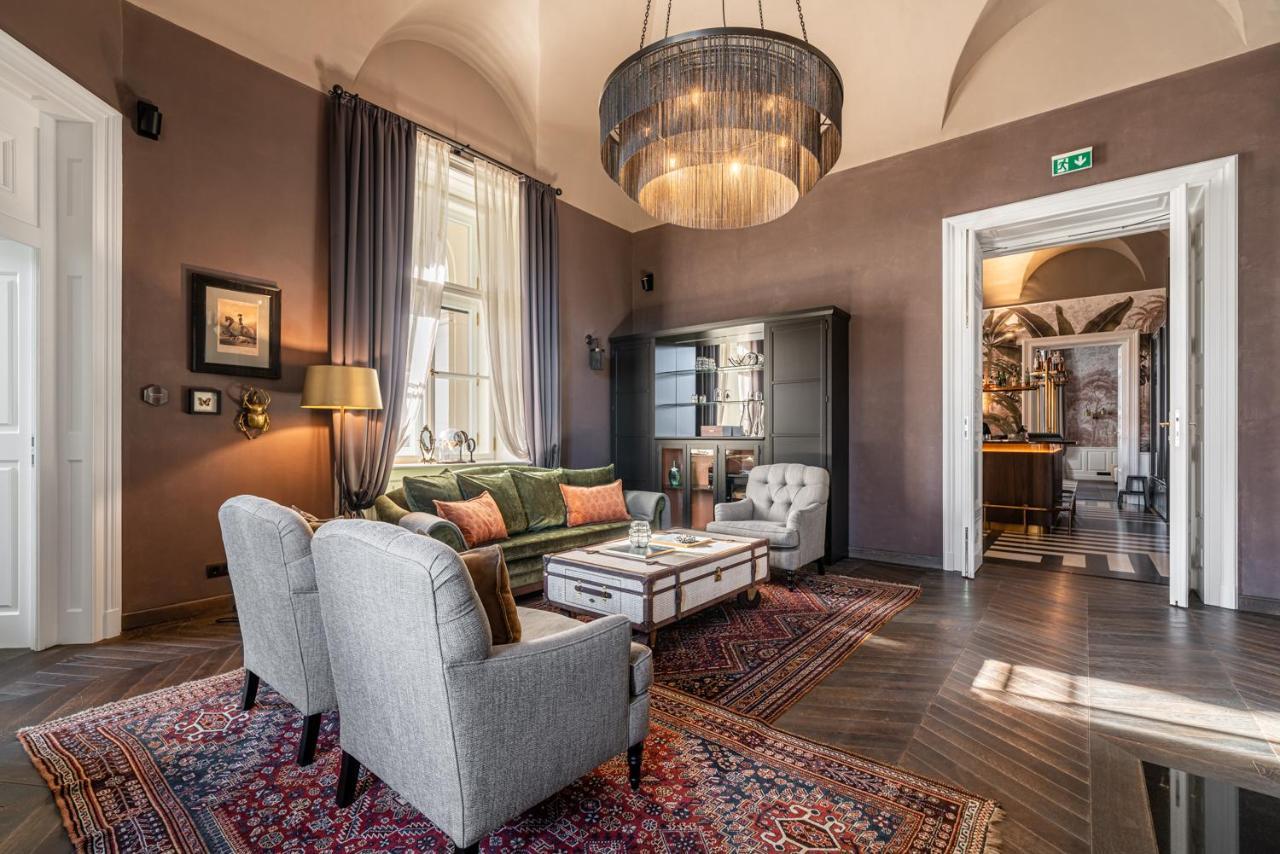 Botaniq Castle Of Tura - Small Luxury Hotels Of The World 외부 사진