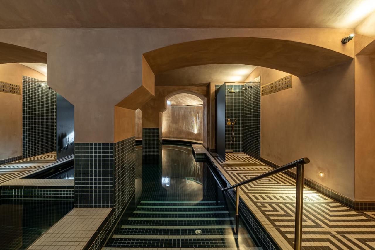 Botaniq Castle Of Tura - Small Luxury Hotels Of The World 외부 사진