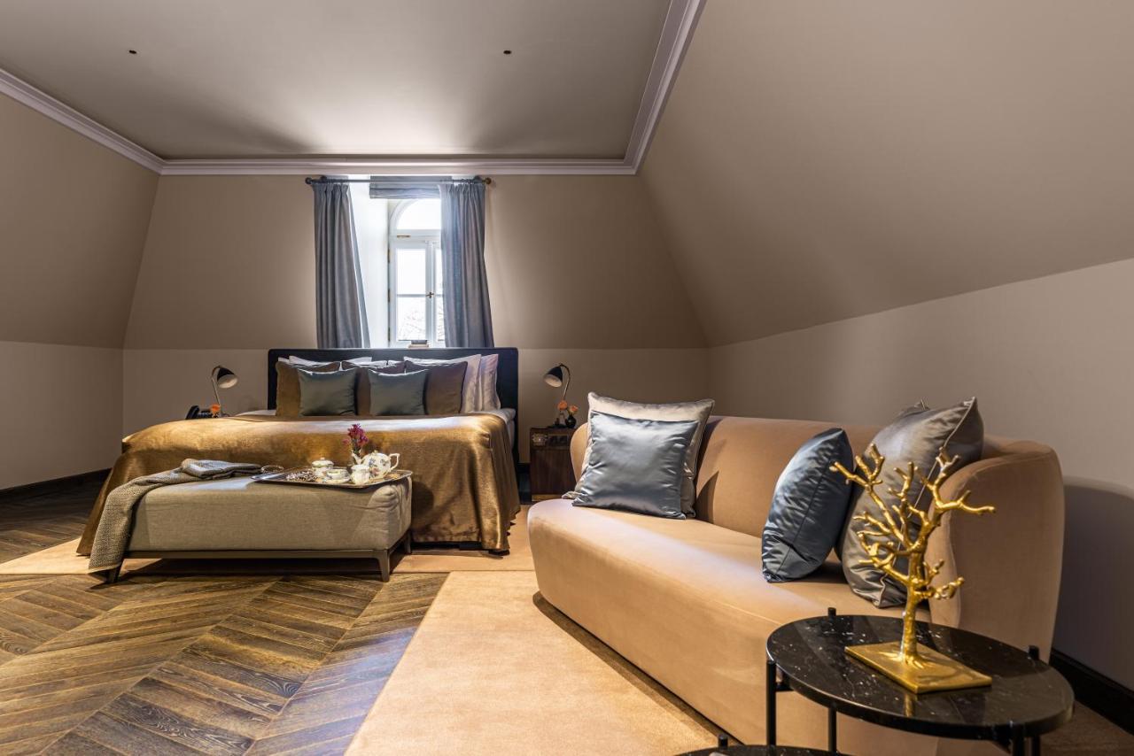 Botaniq Castle Of Tura - Small Luxury Hotels Of The World 외부 사진