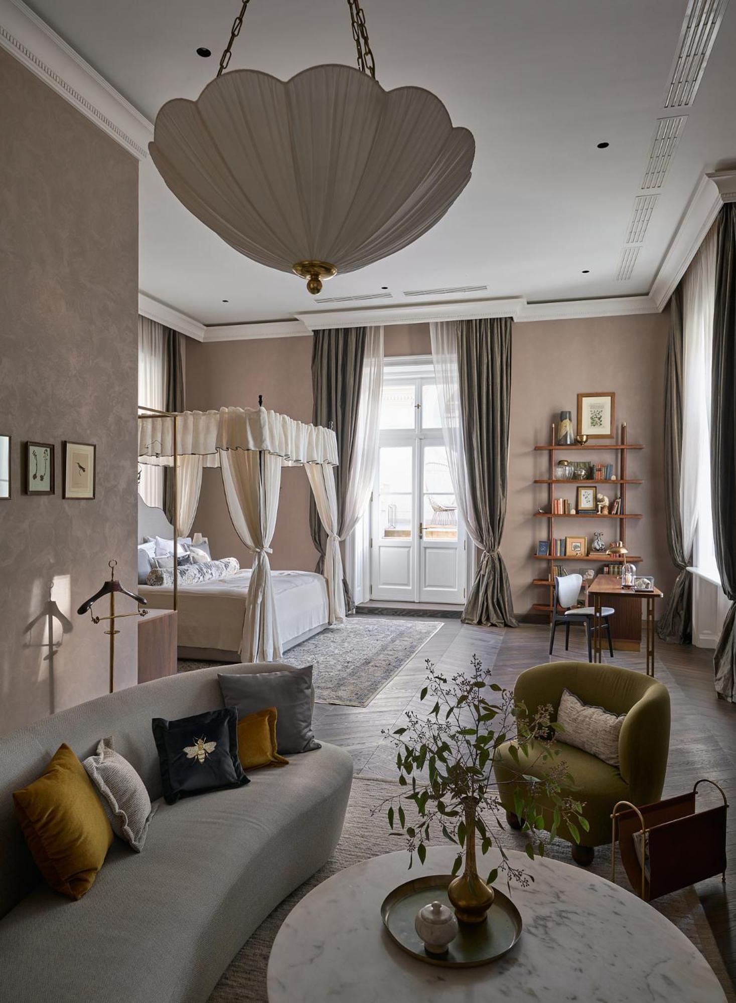 Botaniq Castle Of Tura - Small Luxury Hotels Of The World 외부 사진